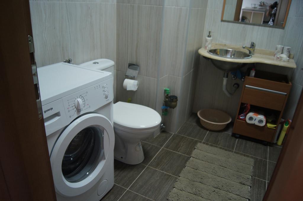 Apartment Marina Bar Bilik gambar